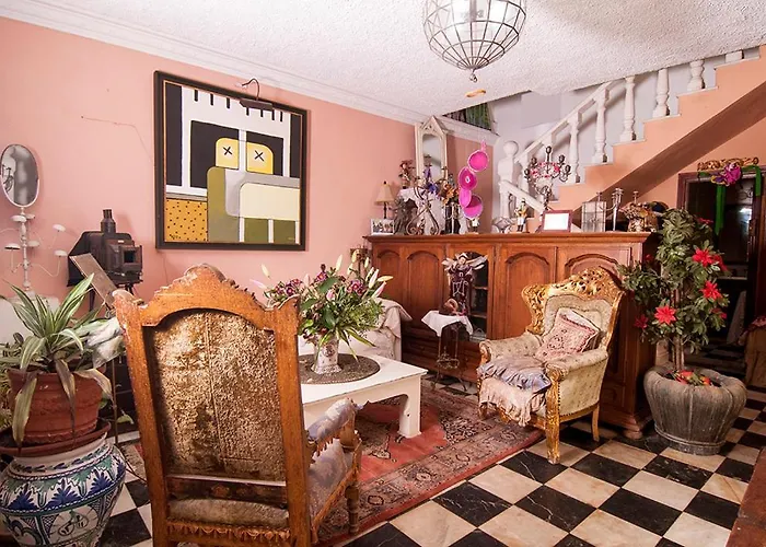 Suite501 Konukevi 3*